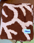 Hibiscus Plush Throw - Maroon/Pink