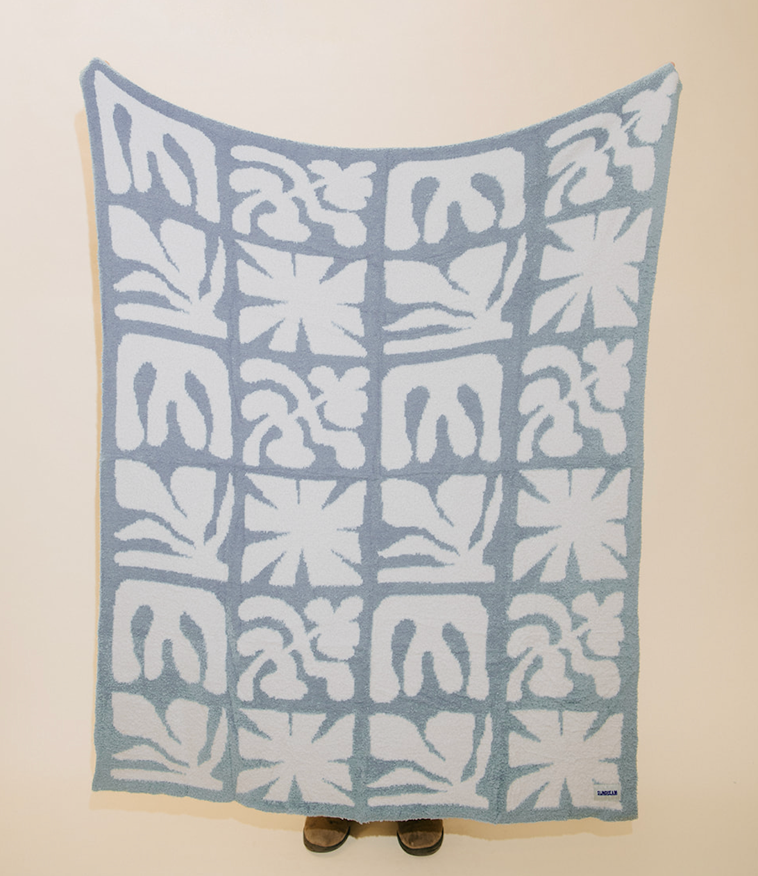 Lanai Plush Throw - Slate Blue