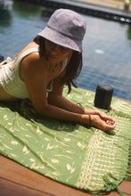 Load image into Gallery viewer, Olive Green Sarong - DUCK DIVE
