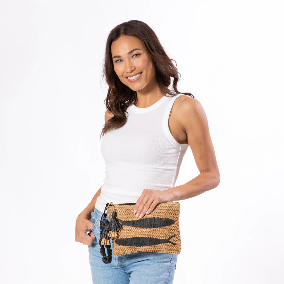 GUPPY - Crotchet Zipper Clutch